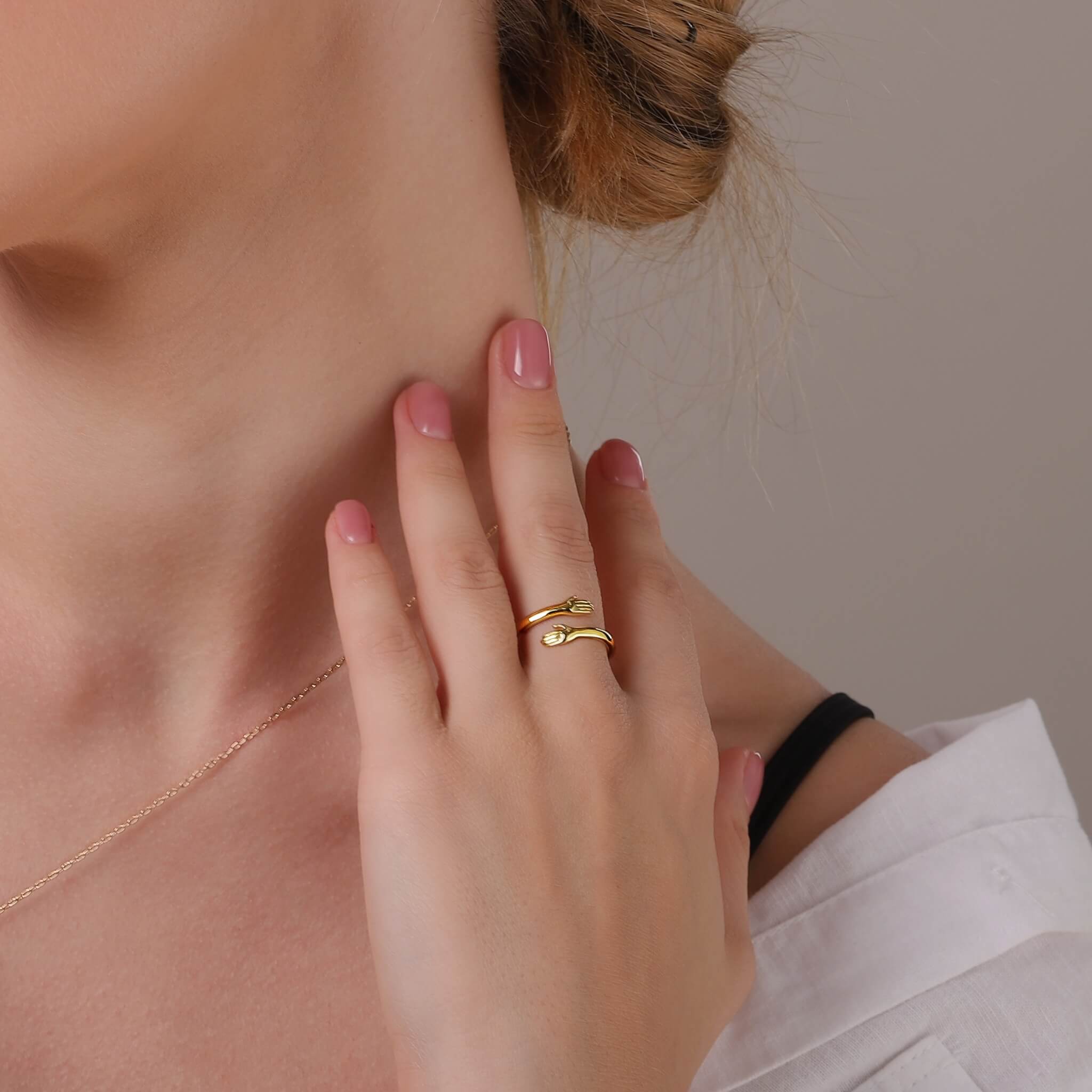 To My Granddaughter – Hug Ring Last Day 90% OFF 🔥